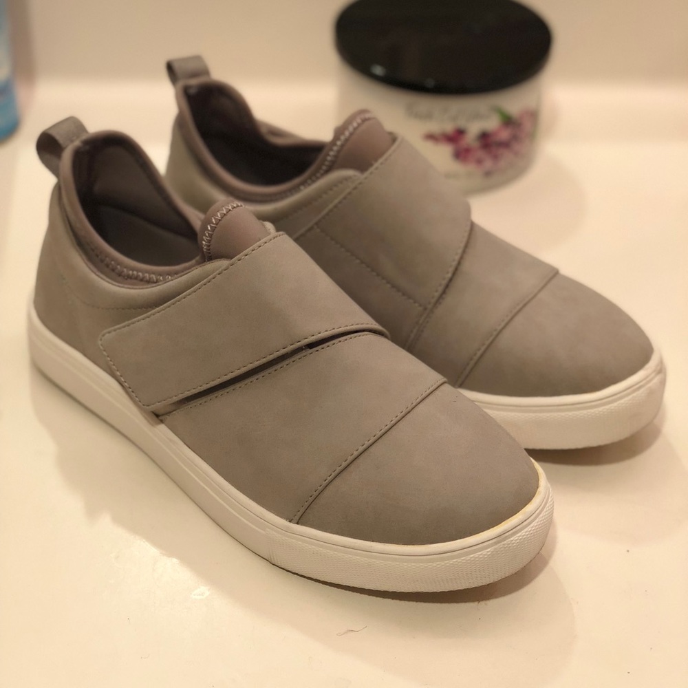 Fabletics Torrey Velcro sneakers